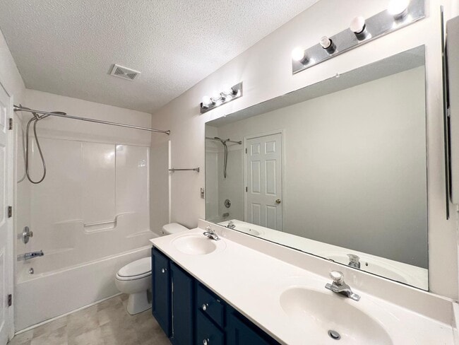 Building Photo - 12237 Hood Bend Ct