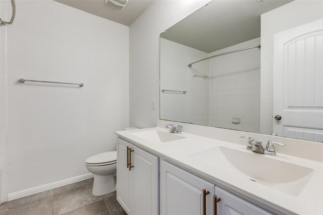 Building Photo - 10805 Owyhee Vw