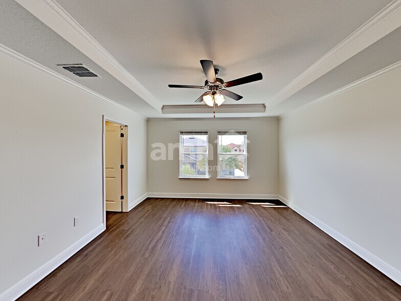 Building Photo - 1366 Celery Ave