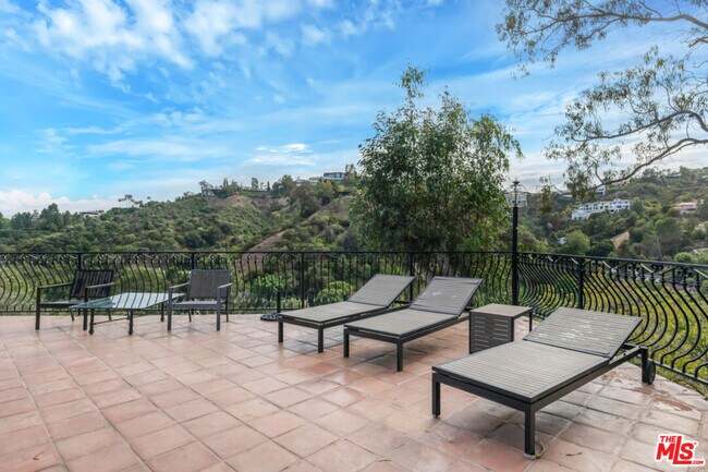 Building Photo - 10557 Rocca Pl