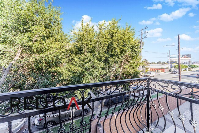 Building Photo - 2017 S Centinela Ave