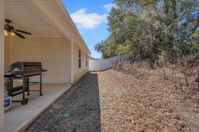 Building Photo - 4858 Sampler Dr