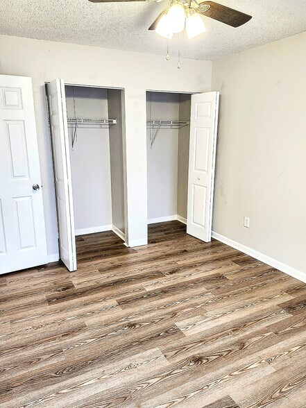 LVP upstairs - 2519 beech st