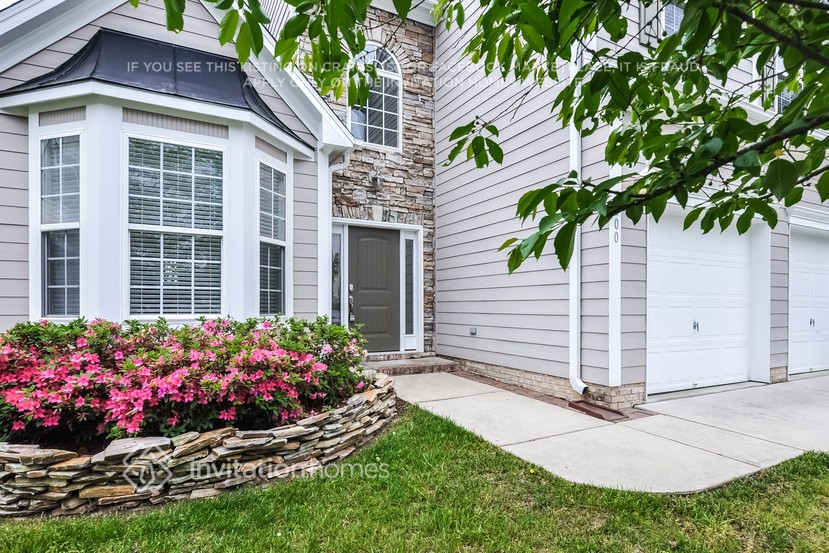 Building Photo - 5600 Keowee Way