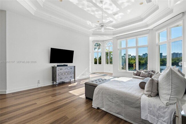 Building Photo - 4900 Sanctuary Ln