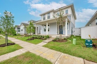 Building Photo - 158 Daylily Dr
