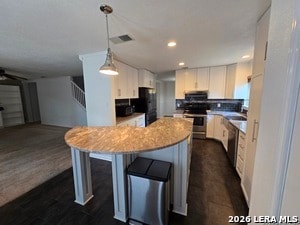 Building Photo - 9139 Mirecourt