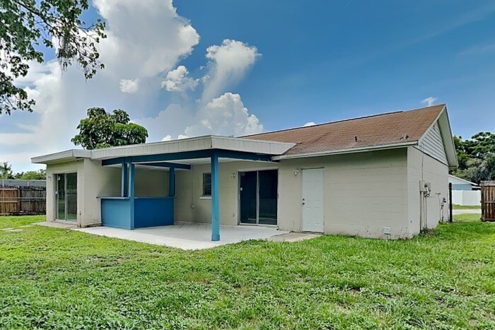 Building Photo - 7109 Vallejo Way