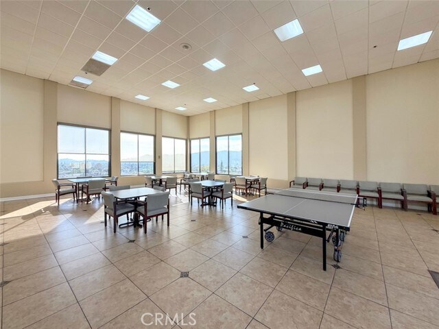 Building Photo - 343 Pioneer Dr