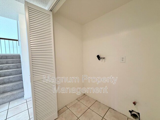 Building Photo - 25343 Ceremony Ave