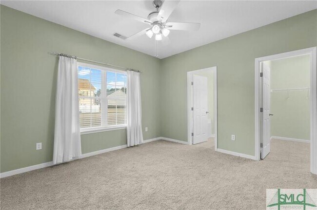 Building Photo - 85 Red Oak Dr