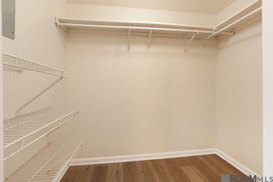 Building Photo - 3421 O'Neal Ln