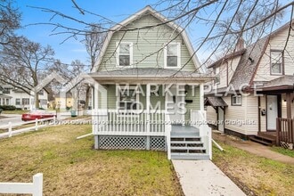 Building Photo - 1101 May St