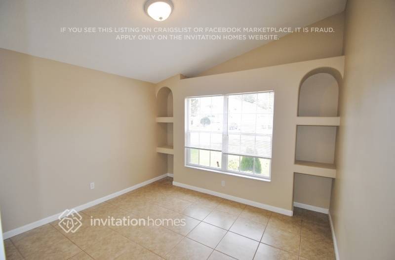 Building Photo - 2802 Wilshire Rd