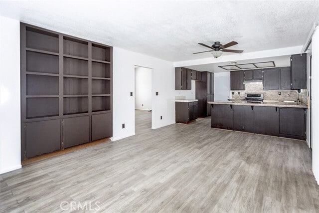 Building Photo - 43111 Weyand Ct