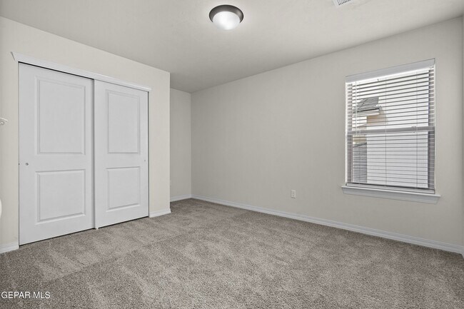 Building Photo - 5004 Alyssa Jade St