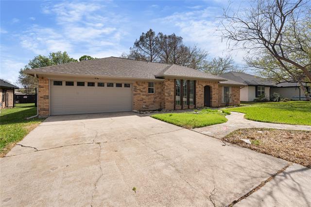 Building Photo - 1106 Almond Dr