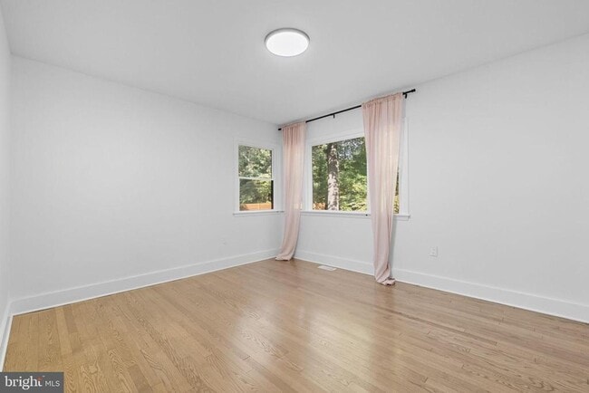 Building Photo - 2539 Gallows Rd