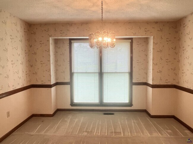 Building Photo - 178 Woodard Rd