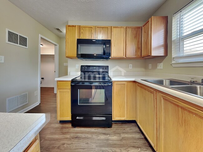 Building Photo - 4372 Mahogany Dr