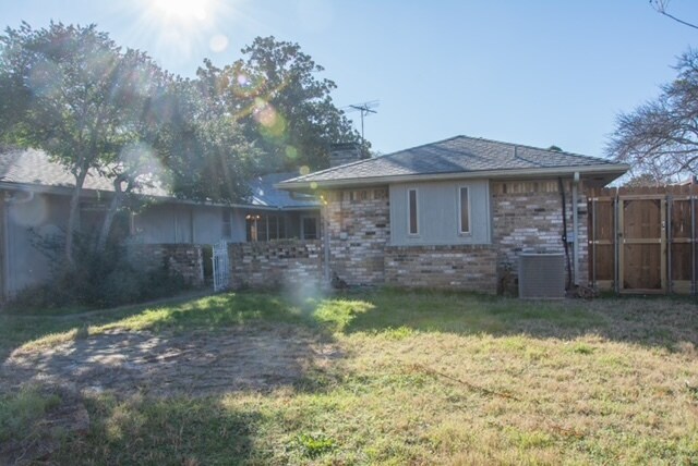 Building Photo - 7247 Foxworth Dr