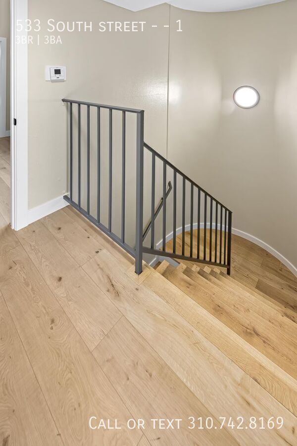 Building Photo - 533 South St