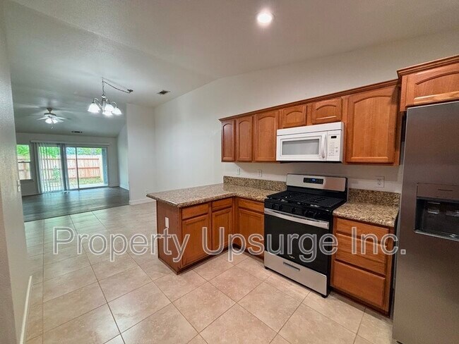 Building Photo - 3765 Silvario Ct