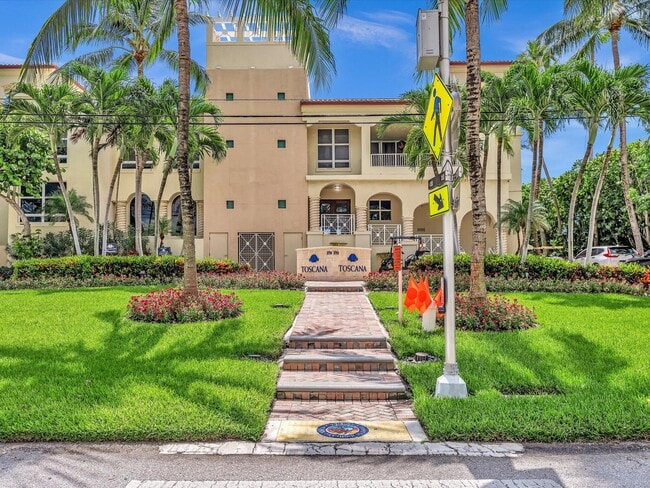 Building Photo - 3720 S Ocean Blvd