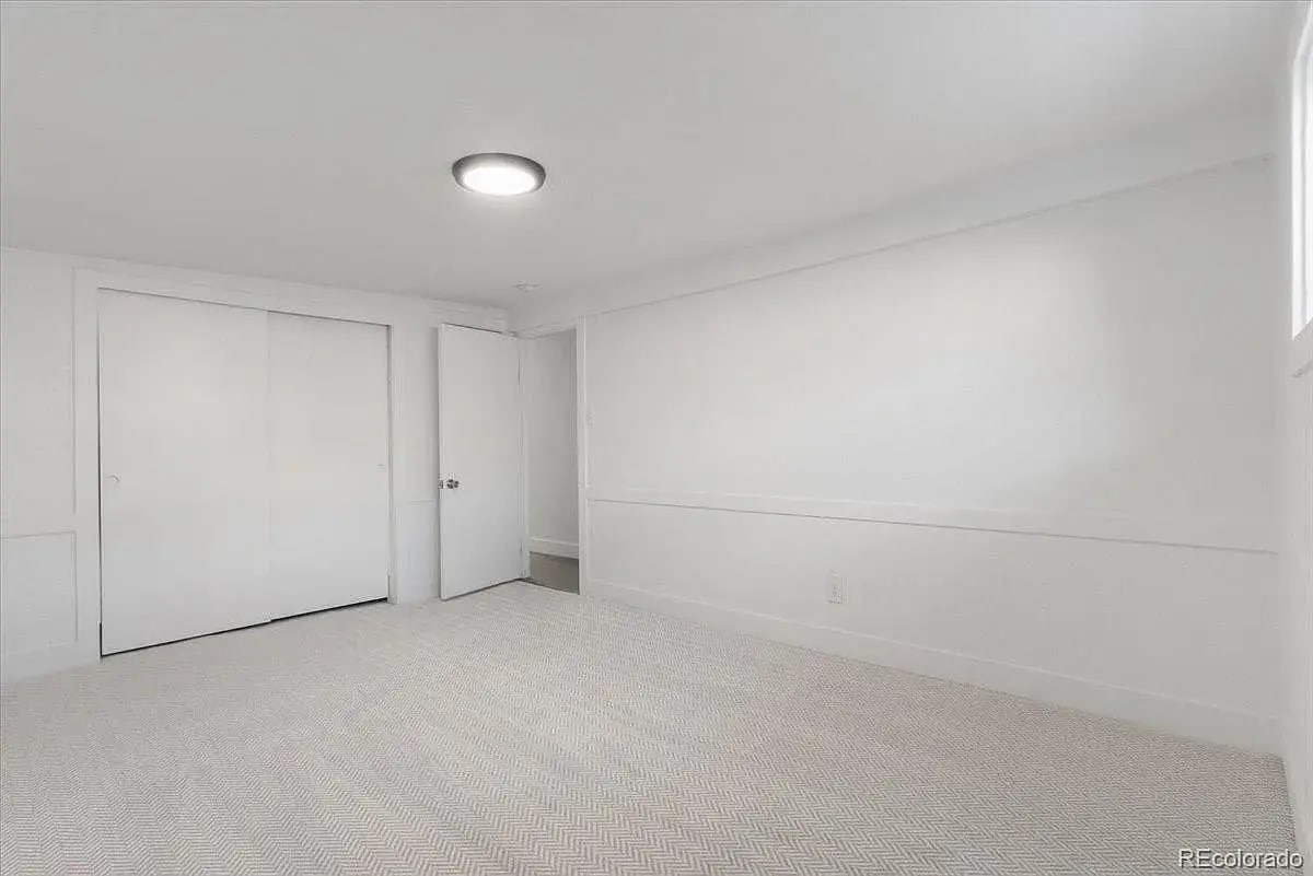 Building Photo - 4016 Milwaukee St