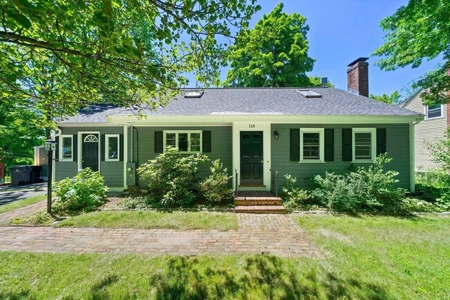 Primary Photo - 118 Prospect St