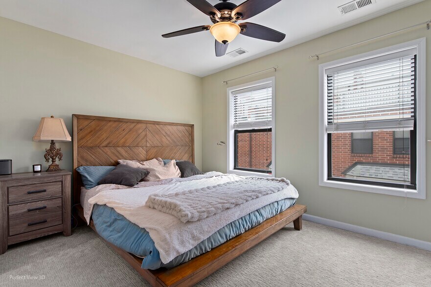 Building Photo - 1816 N Spaulding Ave