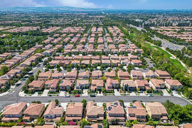 Building Photo - 59 Parkdale