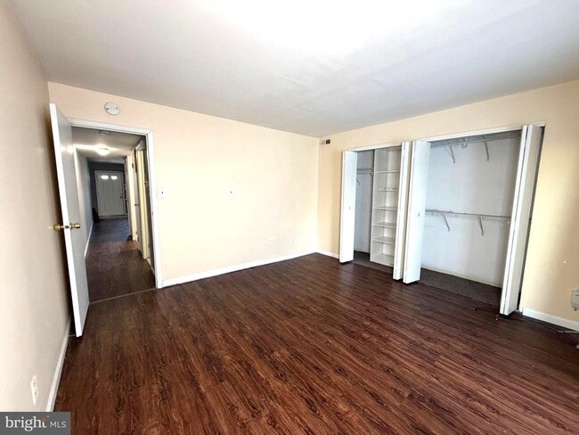 Building Photo - 316 Park Pl Dr