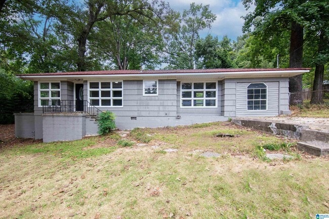 Primary Photo - 656 Kenwood Dr