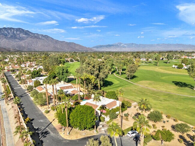 Building Photo - 17 Mission Ct