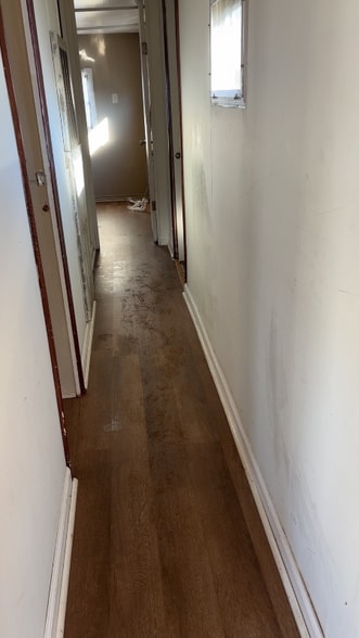 Building Photo - 1716 E Market Ave