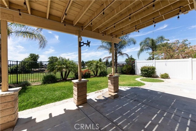 Building Photo - 33117 Eagle Point Dr