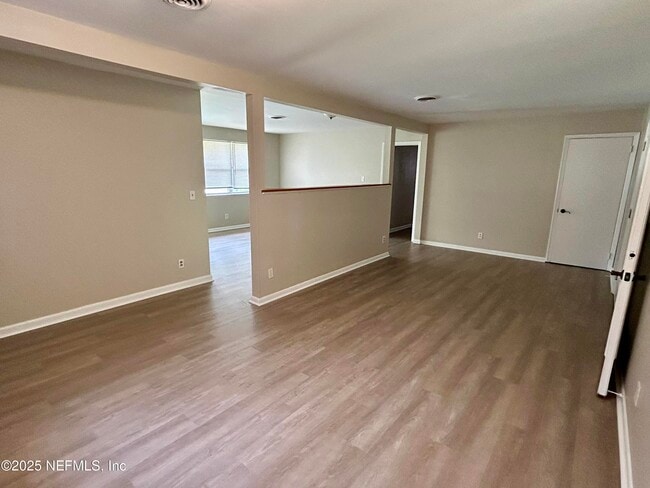 Building Photo - 6863 Cinderella Rd