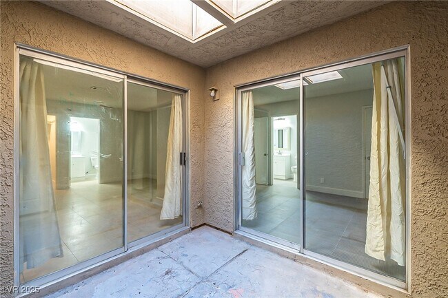 Building Photo - 832 Mantis Way