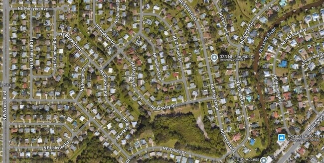 Building Photo - 333 NE Floresta Dr