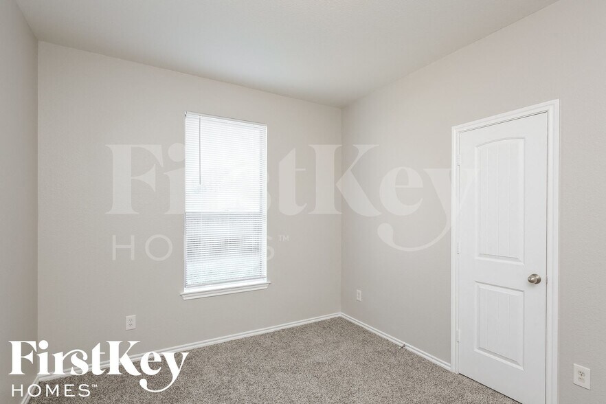 Building Photo - 1415 Sax Leigh Dr