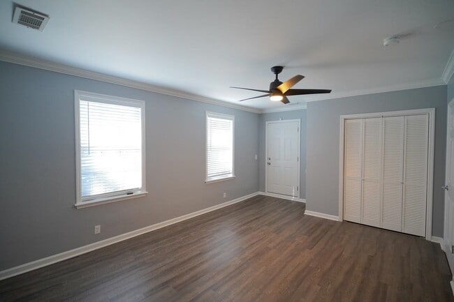 Building Photo - 731 Ty Ty Rd