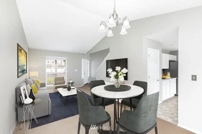 Building Photo - Move in ready home with 4 beds 2.5 bath and 3 car garage