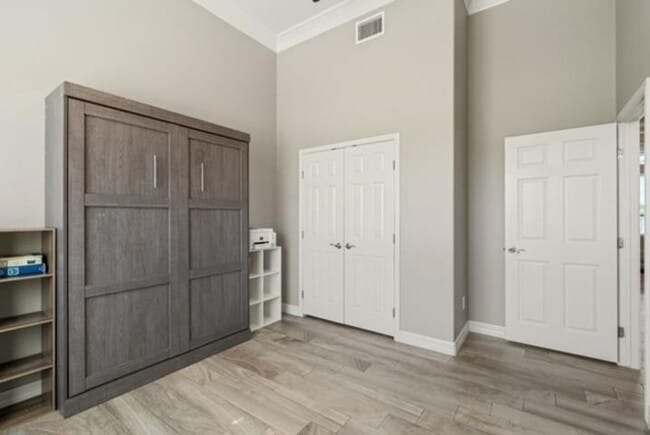 Building Photo - 406 Mountain View Dr