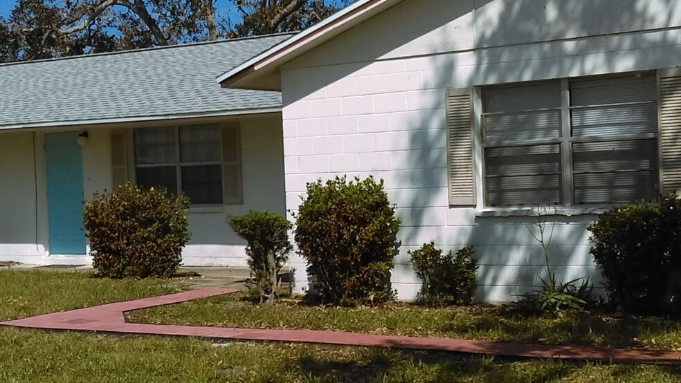 Primary Photo - 8030 Orange Ave