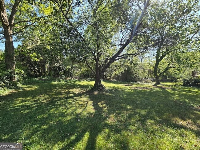 Building Photo - 677 Shellnut Dr