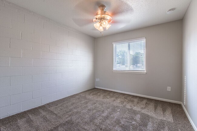 Floorplan - ROANOKE VILLAS