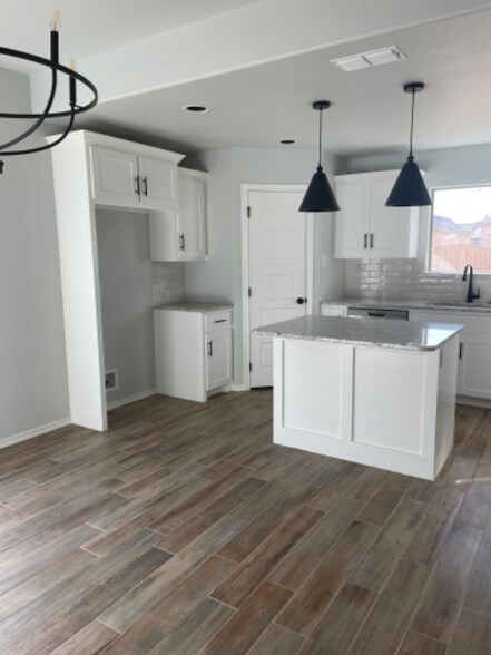 Building Photo - 3631 120th St