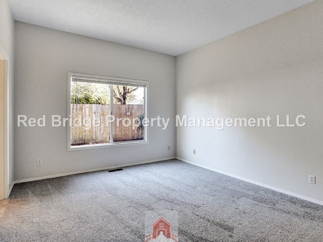 Building Photo - 2356 SW 214th Pl