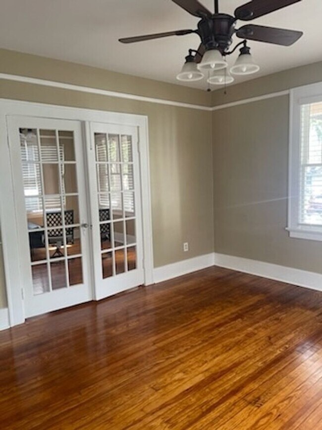 Building Photo - Charming 3BR+ Bonus room House in Savannah